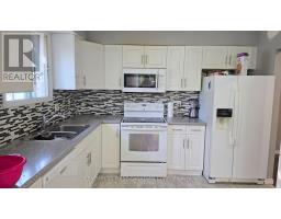 2 MURIEL CRESCENT - 8