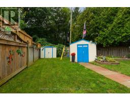 5 STRATHCONA DRIVE - 35