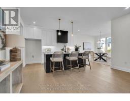 1918 FOUNTAIN GRASS DRIVE - 9