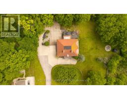 262 PINETREE LANE - 12