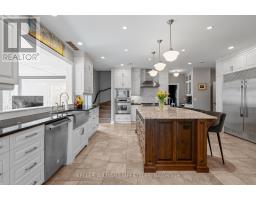 262 PINETREE LANE - 22