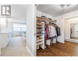 262 PINETREE LANE - 36