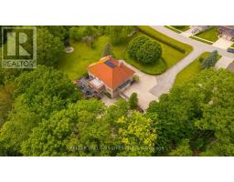 262 PINETREE LANE - 4