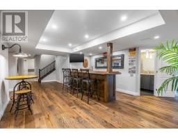 262 PINETREE LANE - 40