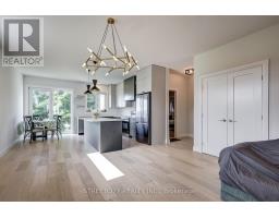 42 ALEXANDER CIRCLE - 10