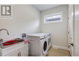 42 ALEXANDER CIRCLE - 25