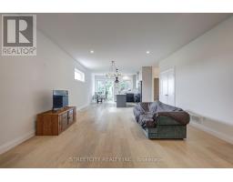 42 ALEXANDER CIRCLE - 8