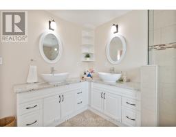 6742 NAVIN CRESCENT - 30