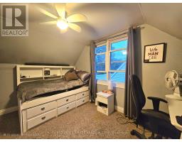 16 CHURCHILL DRIVE - 16