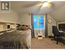 16 CHURCHILL DRIVE - 17