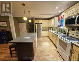 16 CHURCHILL DRIVE - 7
