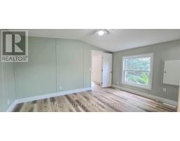 18 - 75049 HENSALL ROAD - 12