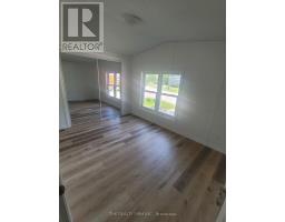 18 - 75049 HENSALL ROAD - 13