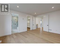 5 SYCAMORE ROAD - 33