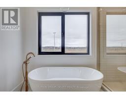 5 SYCAMORE ROAD - 38