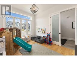 119 DAVENTRY WAY - 17