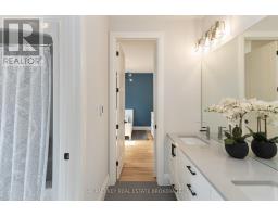 119 DAVENTRY WAY - 28