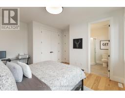 119 DAVENTRY WAY - 32