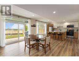 119 DAVENTRY WAY - 34