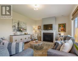 35 REGATTA WAY - 18