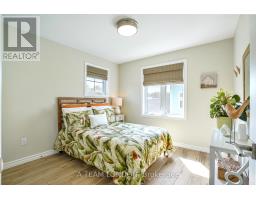35 REGATTA WAY - 25