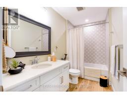 35 REGATTA WAY - 27