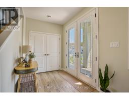 35 REGATTA WAY - 6