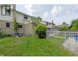 948 FARNHAM ROAD N - 20