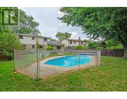 948 FARNHAM ROAD N - 21