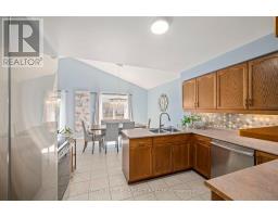 830 CRESTHAVEN CRESCENT - 11