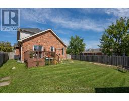 830 CRESTHAVEN CRESCENT - 32