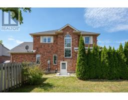 830 CRESTHAVEN CRESCENT - 5