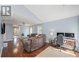 830 CRESTHAVEN CRESCENT - 8