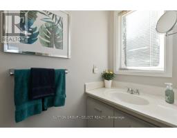 714 SPRINGBANK DRIVE - 23
