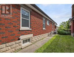 1230 DUNDAS STREET - 37