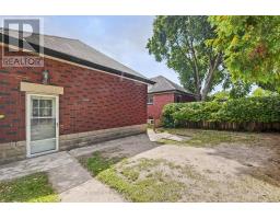 1230 DUNDAS STREET - 39