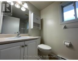 39 - 355 SANDRINGHAM CRESCENT - 9