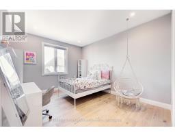 7442 SILVER CREEK CRESCENT - 33