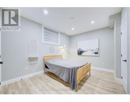 7442 SILVER CREEK CRESCENT - 38