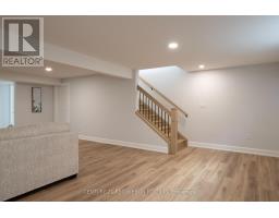 11 BRISCOE CRESCENT - 31
