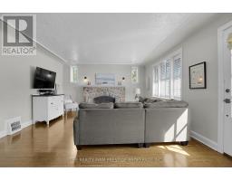 293 RIVERSIDE DRIVE - 23