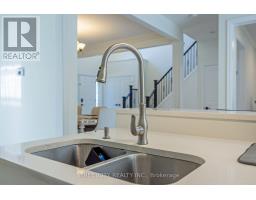 1502 CORONATION DRIVE - 16