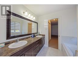 1502 CORONATION DRIVE - 23