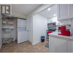 1502 CORONATION DRIVE - 29