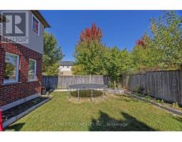 1502 CORONATION DRIVE - 32