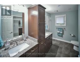 60 SUNSET AVENUE - 19