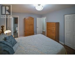60 SUNSET AVENUE - 22