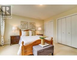 1061 CROSSCREEK CRESCENT - 12