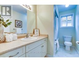 1061 CROSSCREEK CRESCENT - 16