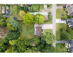 120 ERIE AVENUE - 35